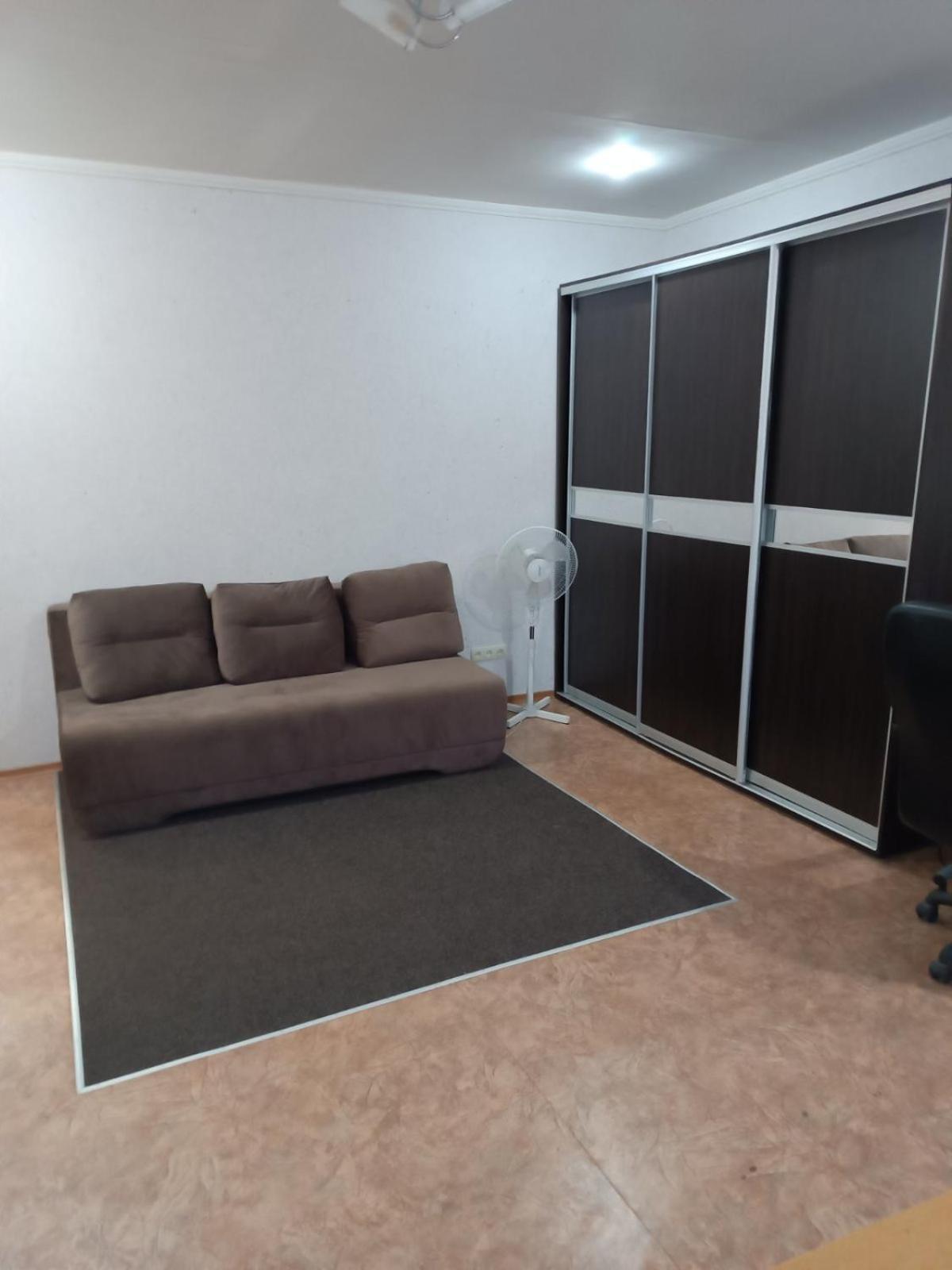 Две Уютные Квартиры В Центре Города Дзержинка - New Apartments Kryvy Rih Buitenkant foto